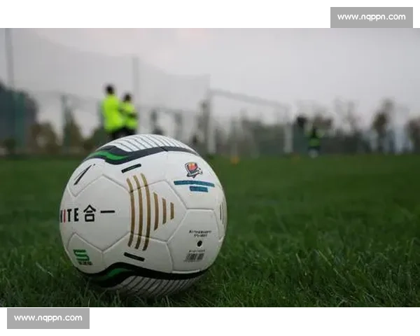 绿色直播篮球比赛精彩呈现实时比分与战况分析